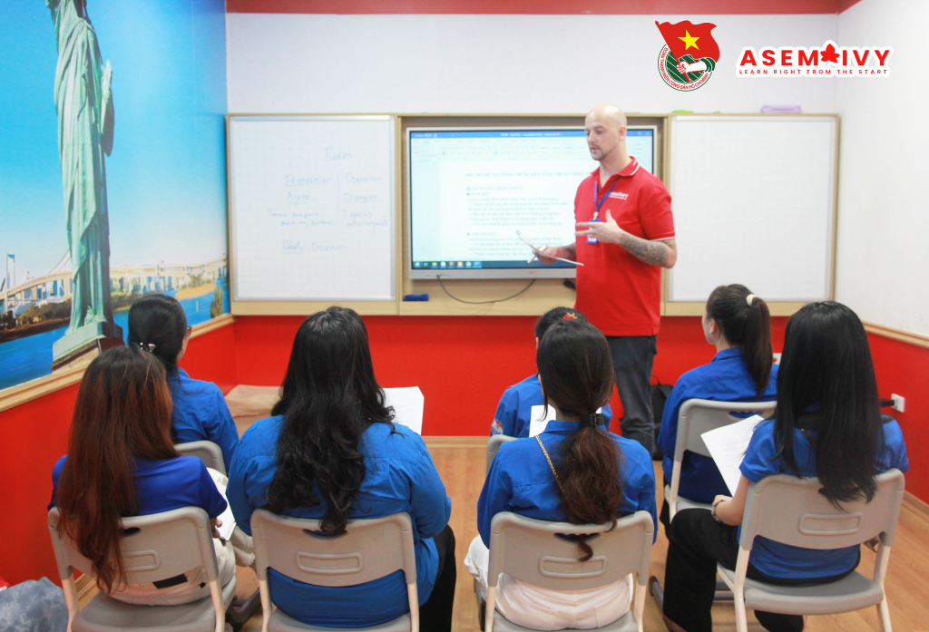 Thí sinh tham gia đào tạo debate tại Hệ thống Anh ngữ ASEM IVY